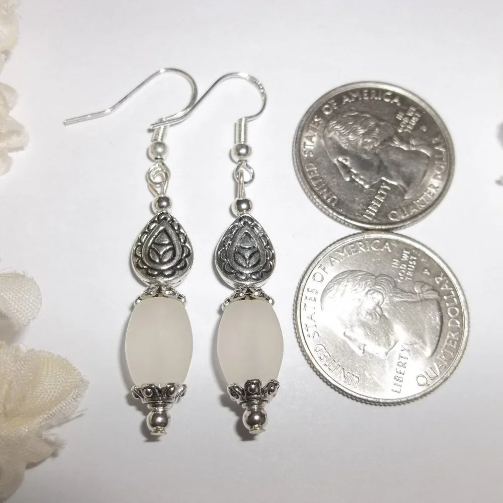 Earrings, White Earrings, Beaded Earring, White and Silver Earring, Earring 7924 - Picture 2 of 8